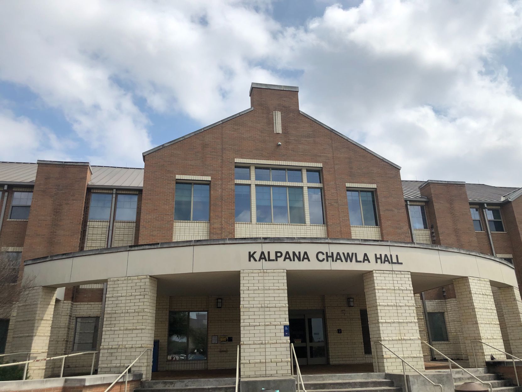 Opinion: My last semester of living on campus was cut short by COVID-19